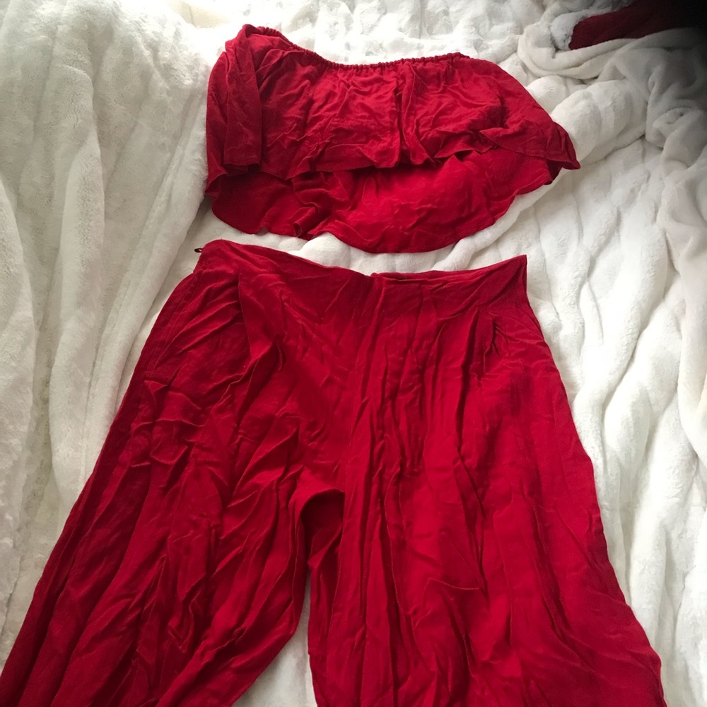 Fashion Nova 2 Piece Cropped Top Set